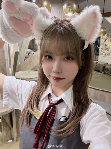 和猫猫的一天🐈 source和猫猫的一天🐈 source