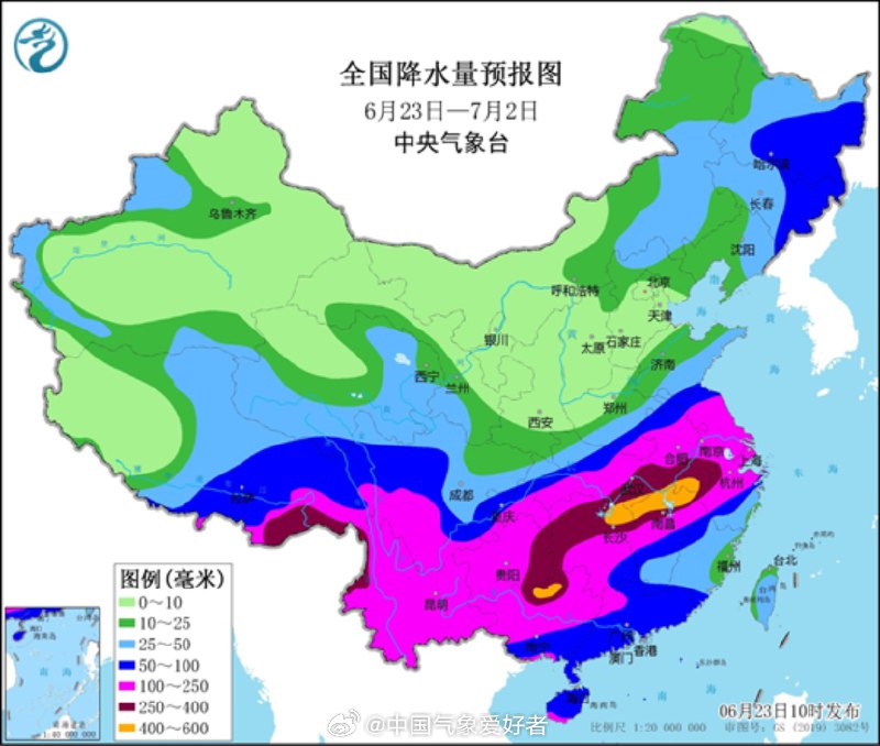 #天气##暴雨##梅雨##长江# 在南方暴力梅轮番轰炸下，长江干流水位迅速上涨