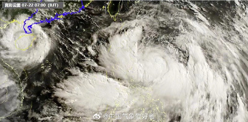 #台风格美##气象观察团# 台风格美，吃成了一个巨无霸7月22日早晨最新的卫星云图显示台风格美把它东边那些小台风胚胎都吃掉了带来了两个后果一个是吃撑了，有些消化不良，强度发展缓慢另一个是吃成了一个巨大的巨无霸台风图上左边的是派比安台风，右边的是格美台风可以看出格美是派比安的5倍大底层烈风圈可能要超过5倍格美最大可能是紧擦台湾北部而后登陆福建或浙江它的灾害风险非常非常大请台湾福建浙江上海江西江苏安徽河南山东辽宁等地的朋友做好防台准备 source