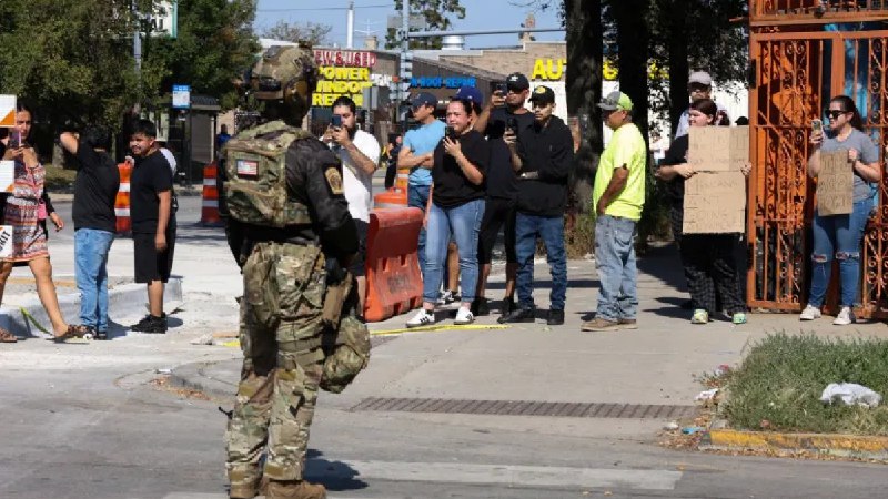 特朗普威胁援引《叛乱法》向城市部署军队