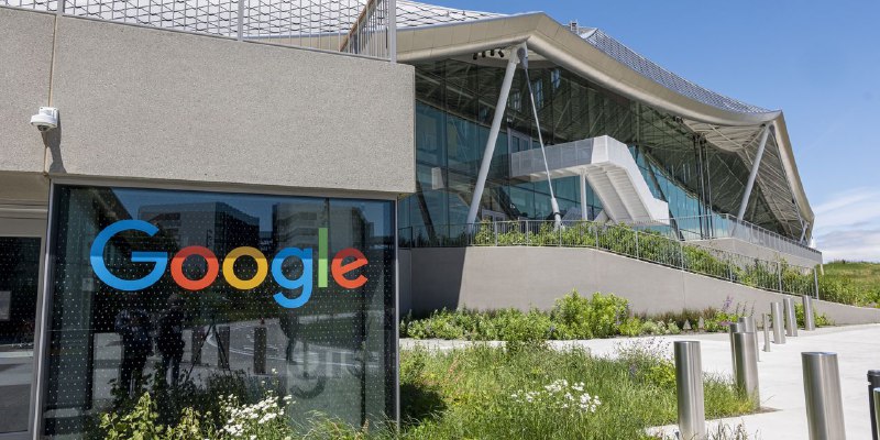 大型科技股下跌，此前微软与Alphabet报告的业绩令人失望