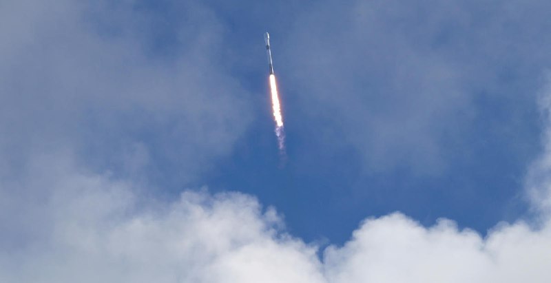 亞馬遜不得不使用死對頭 SpaceX 的發射服務，以求衛星網路能如期建置