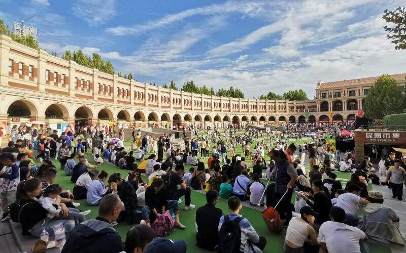 下午察：导游斥游客“不花钱是狗屁”的背后