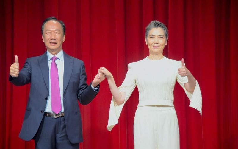 下午察：台湾女艺人赖佩霞成“郭选之人”