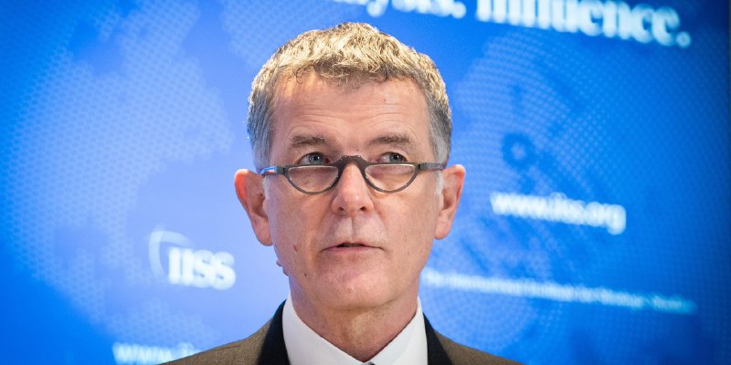 英国军情六处负责人称普京大失颜面且压力重重
