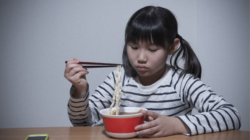 物价飙升，贫困家庭儿童食物“不足”问题加剧