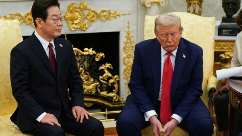 特朗普称被拘留的韩国工人为“非法外国人”，引发首尔民众愤怒