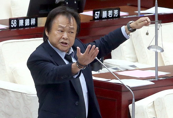 影》柯文哲開演唱會！ 王世堅曝真心話：只有2字能形容 - 政治