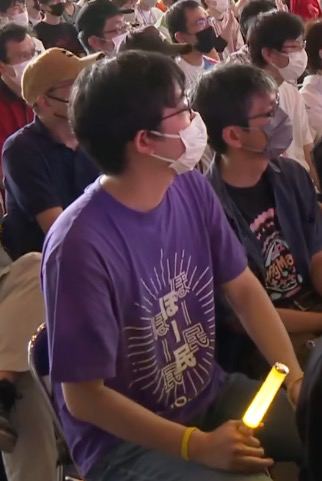 怎么直播里还有宝民老哥（